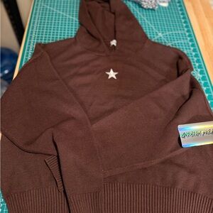 Brown Embroidered Star Cropped Hoodie Sweater